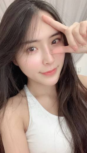 高颜值校花女神温尔，刷火箭微信福利【60V/480M/磁力】