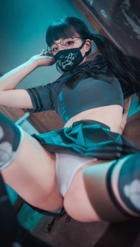 Jenny (정제니) 萝莉脸御姐身 写真合集